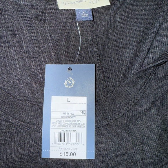 Universal Thread top - Picture 3 of 3